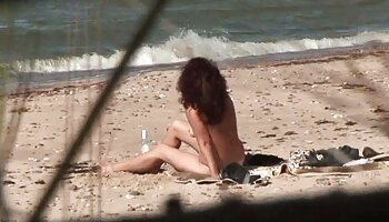 Junge Süße bekommt porno reife frauen kostenlos Gesichtsbehandlung nach Hardcore-Sex
